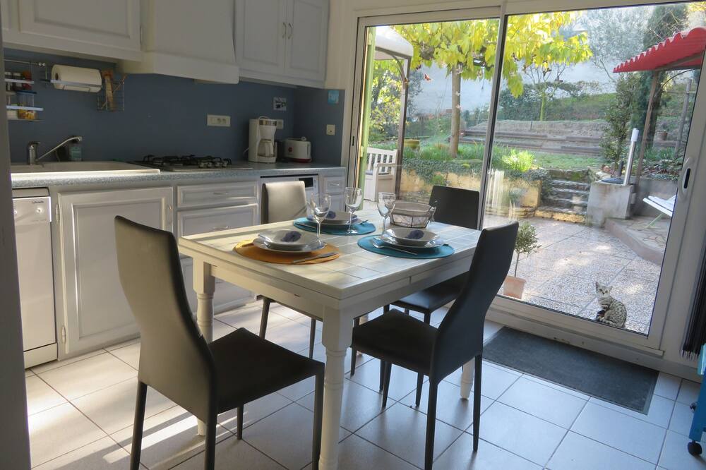 Photo of Kitchen in Bedarrides
