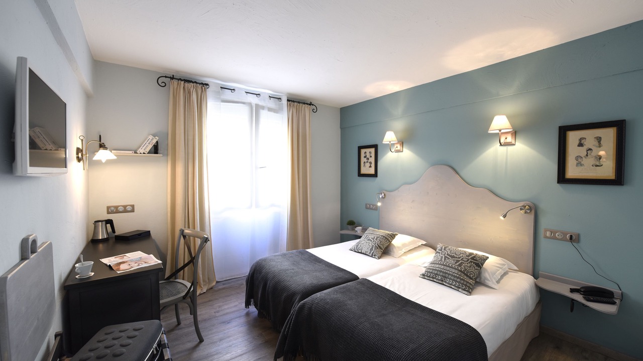 Photo of Bedroom in Cavaillon