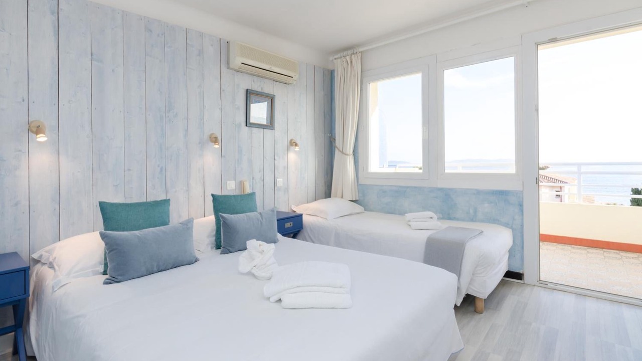 Photo of Bedroom in Cavaliere Beach