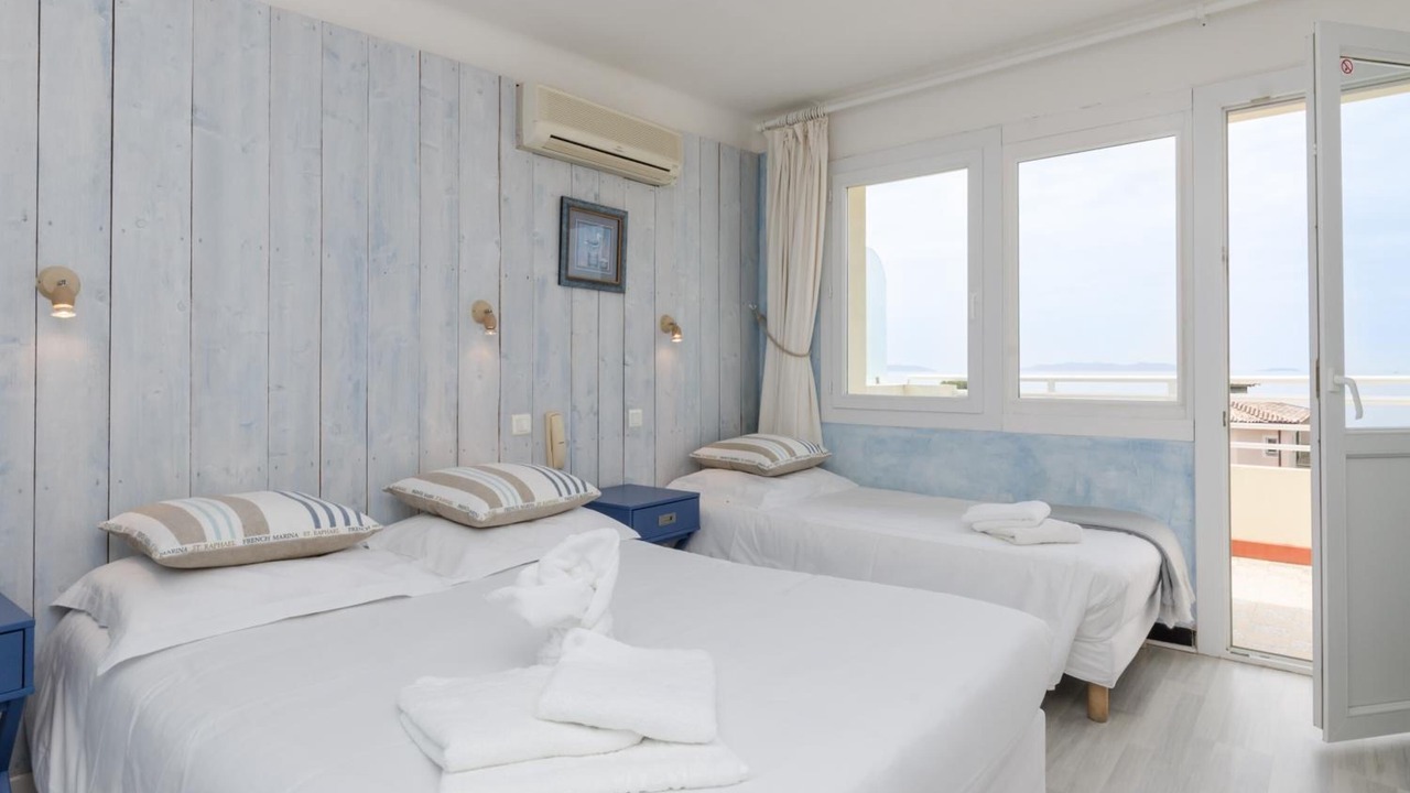 Photo of Bedroom in Cavaliere Beach