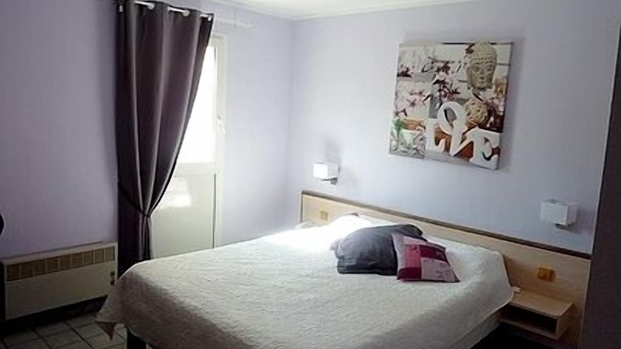 Photo of Bedroom in Oraison