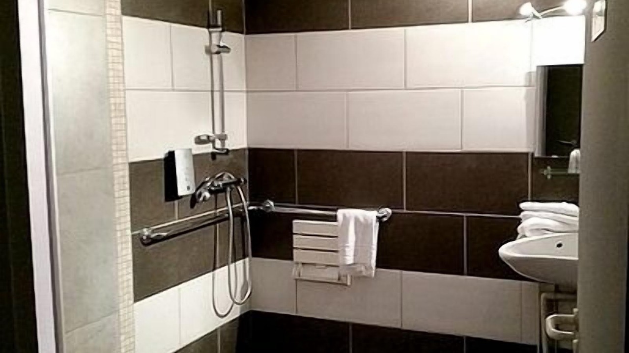Photo of Bathroom in Oraison