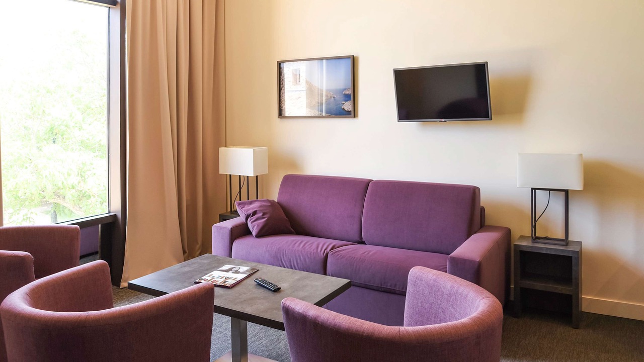 Photo of Bedroom in Chateauneuf-le-Rouge