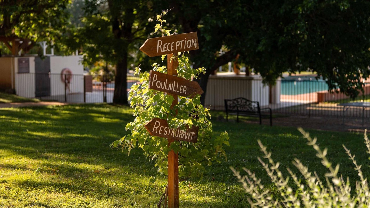 Photo of Outdoor in Chateauneuf-le-Rouge