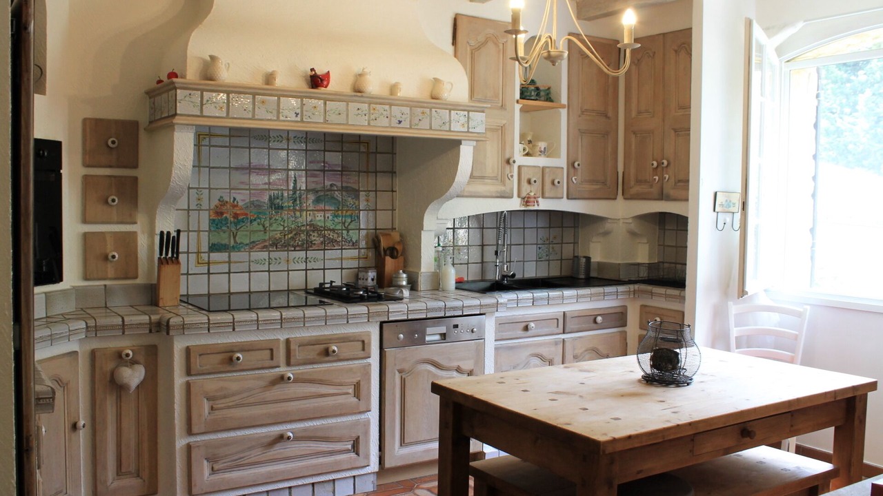 Photo of Kitchen in Caderousse