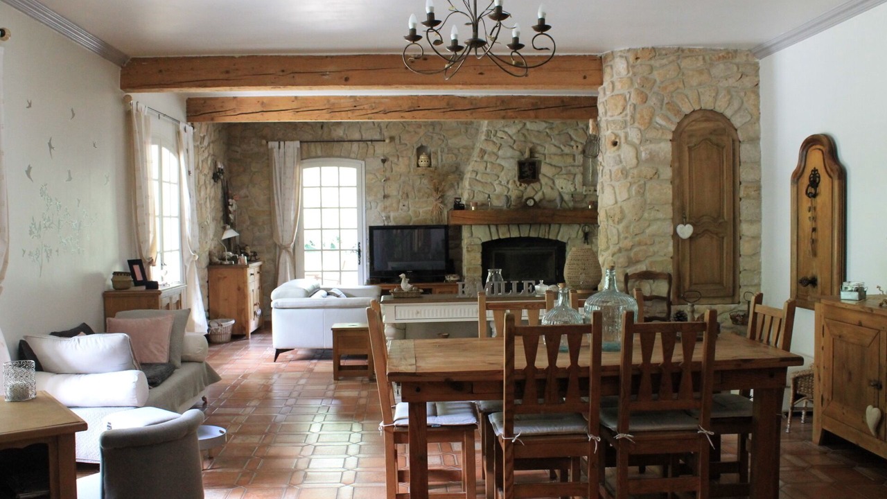 Photo of Livingroom in Caderousse