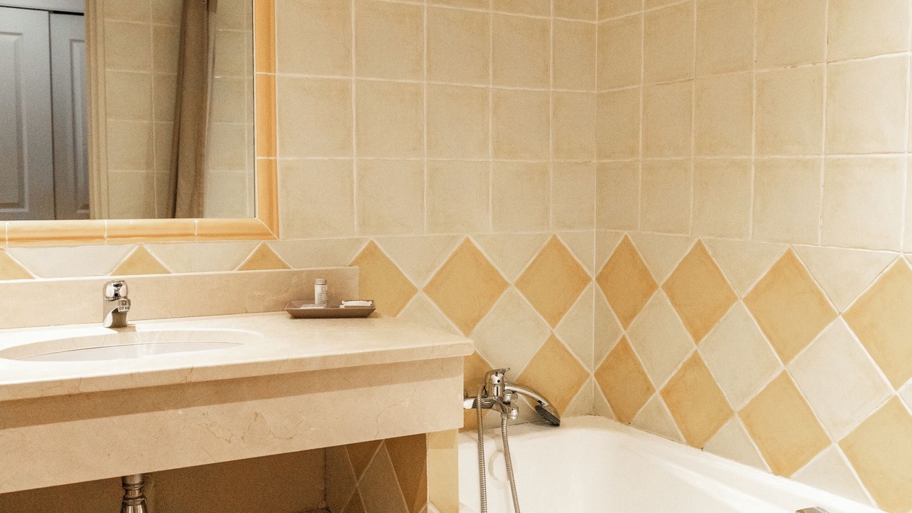 Photo of Bathroom in Saint-Cannat
