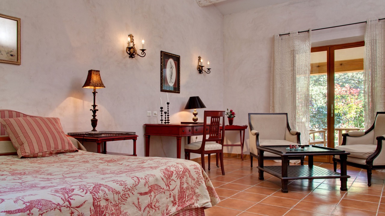 Photo of Bedroom in Saint-Cannat
