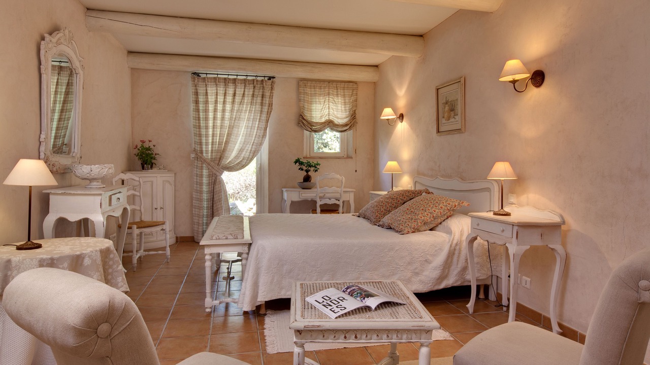 Photo of Bedroom in Saint-Cannat