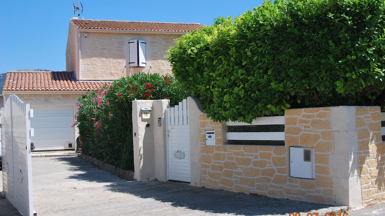 Photo of Outdoor in Trets