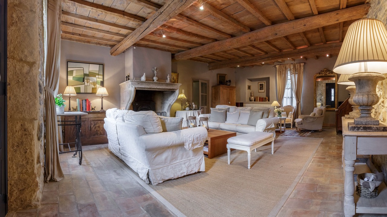 Photo of Livingroom in Boulbon