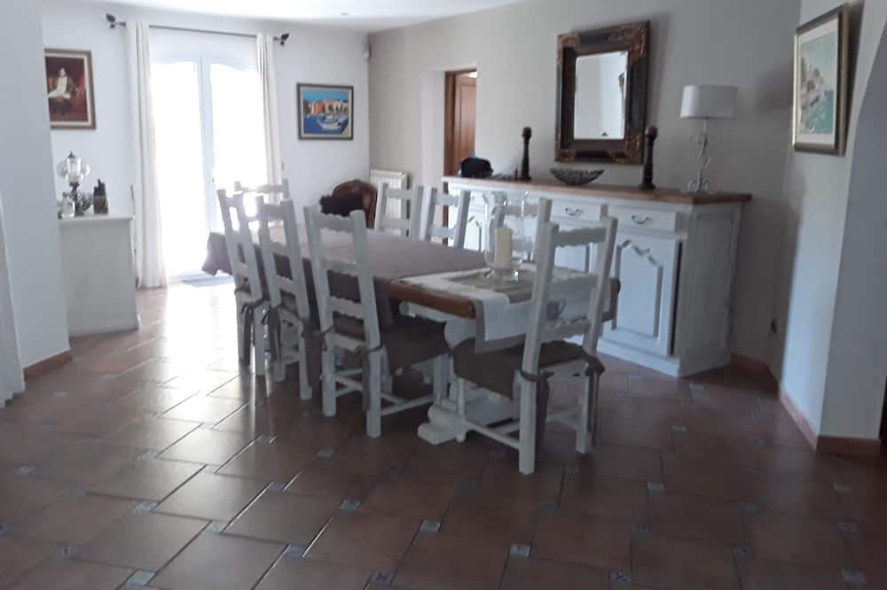 Photo of Kitchen in Le Puyricard