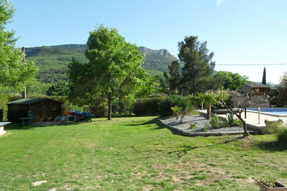 Photo of Outdoor in Pourcieux