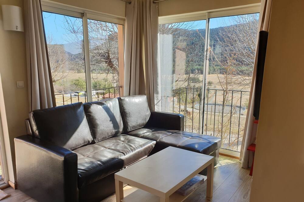 Photo of Livingroom in Seranon
