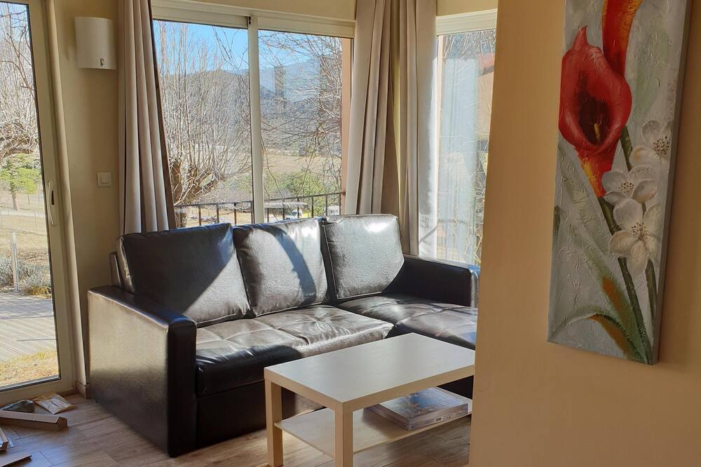 Photo of Livingroom in Seranon