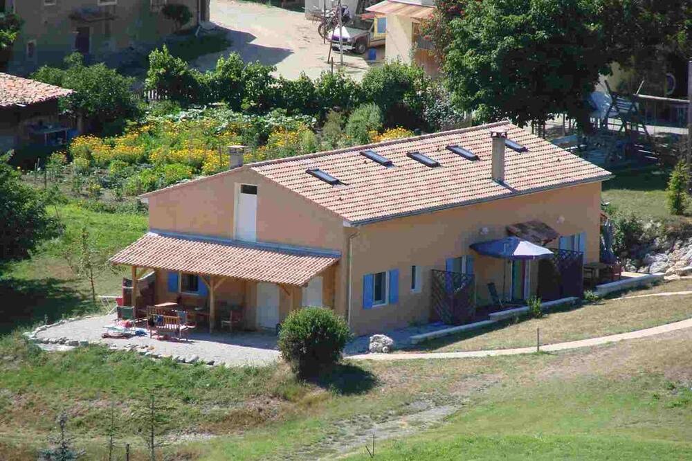Photo of Outdoor in Clamensane