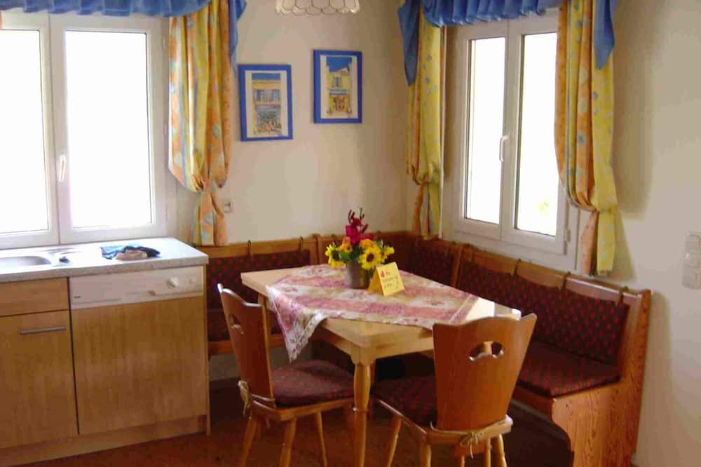 Photo of Kitchen in Clamensane