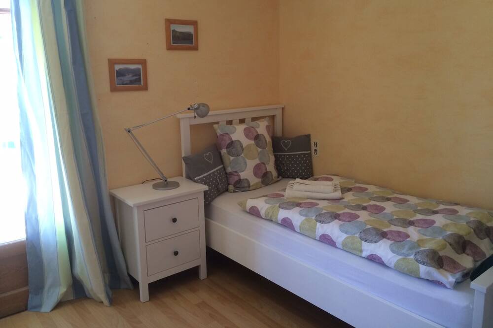 Photo of Bedroom in Clamensane