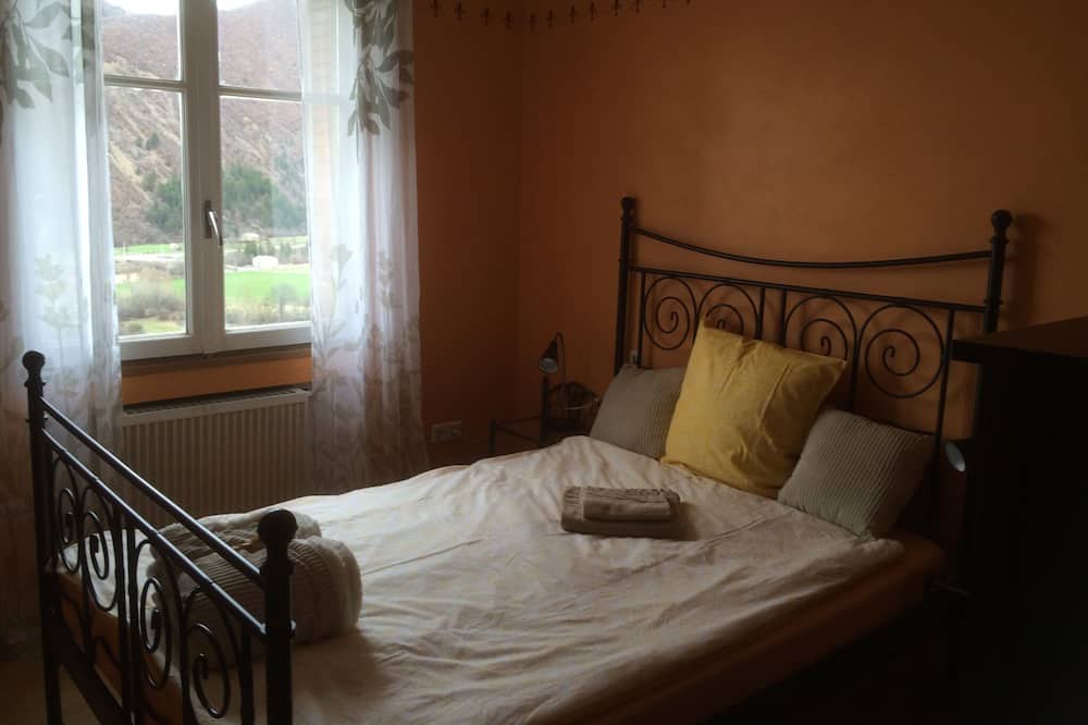 Photo of Bedroom in Clamensane