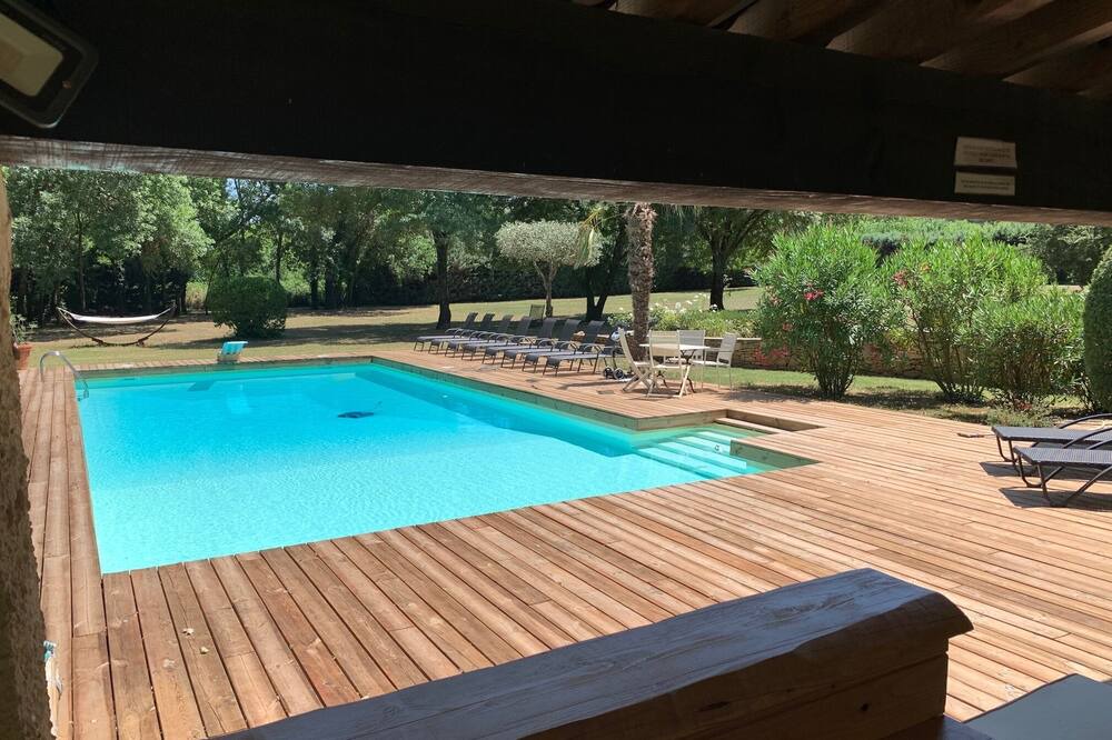 Photo of Outdoor in Tourves