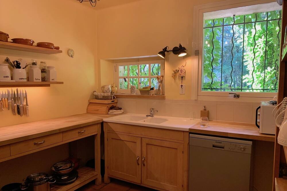 Photo of Kitchen in Tourves