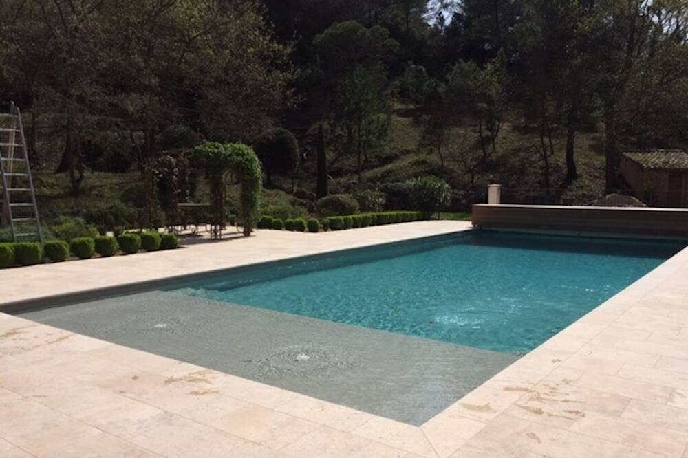 Photo of Outdoor in Le Barroux