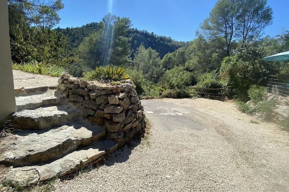 Photo of Outdoor in Belgentier
