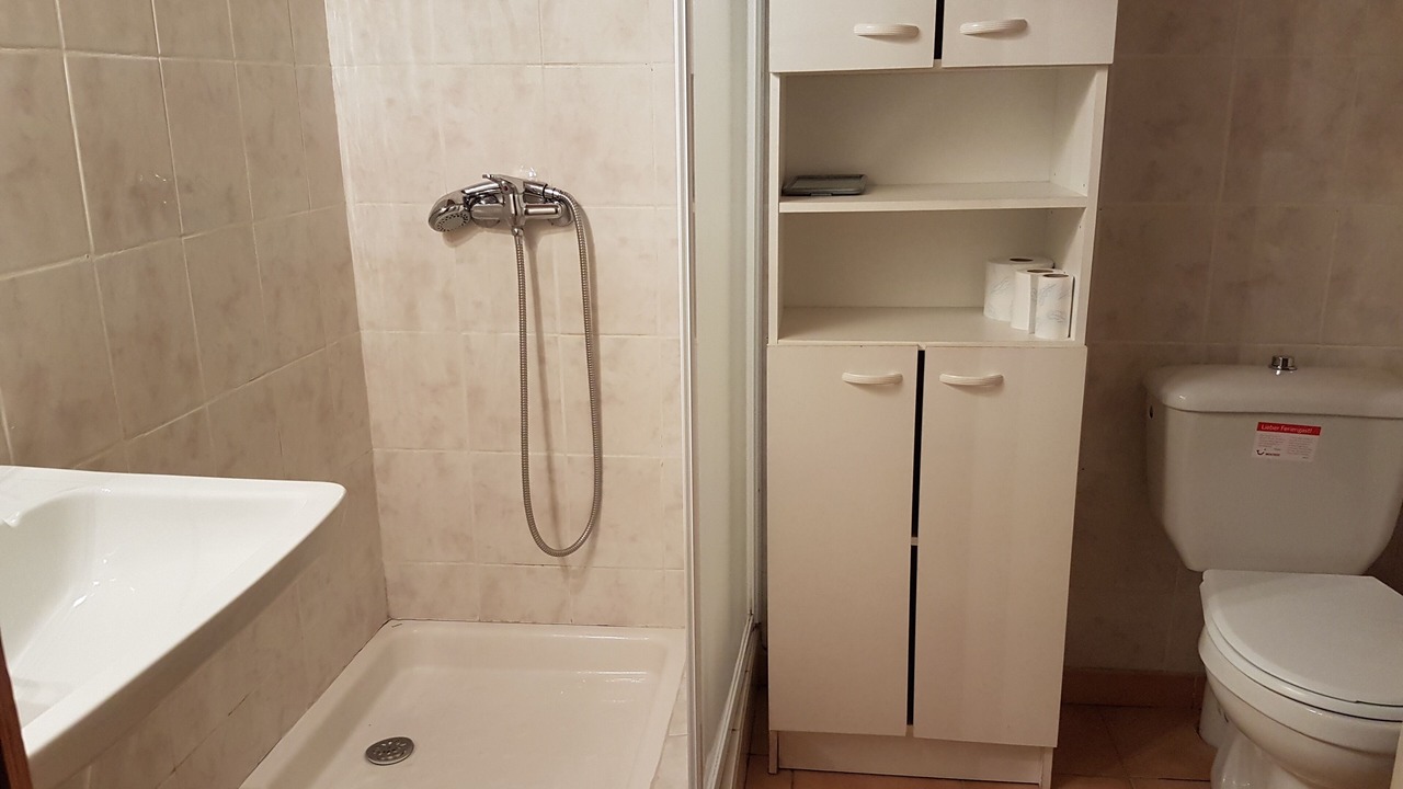 Photo of Bathroom in Beaumont-du-Ventoux