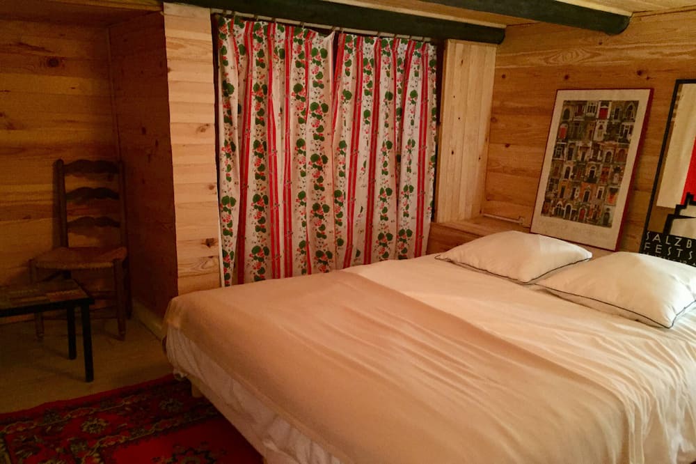 Photo of Bedroom in Mont Serein