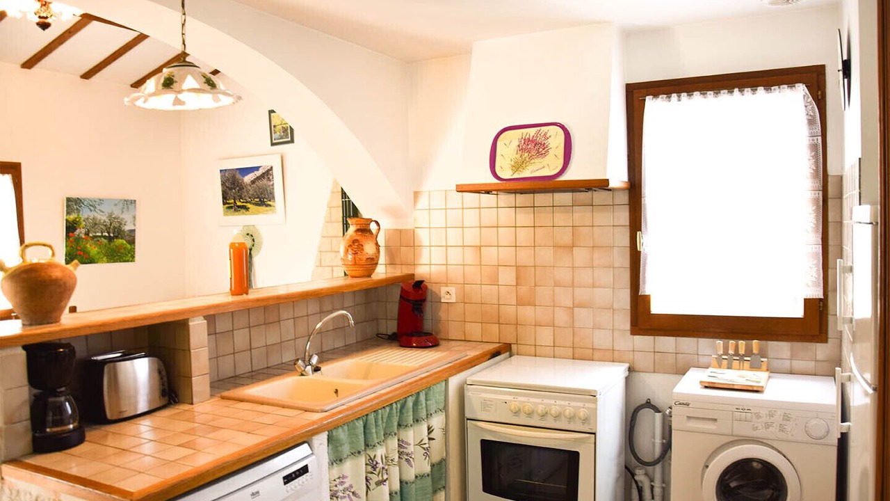 Photo of Kitchen in La Roche-sur-le-Buis