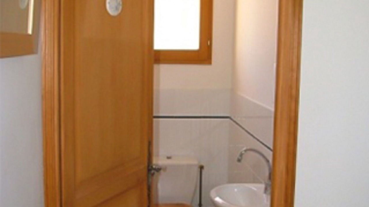 Photo of Bathroom in La Roche-sur-le-Buis