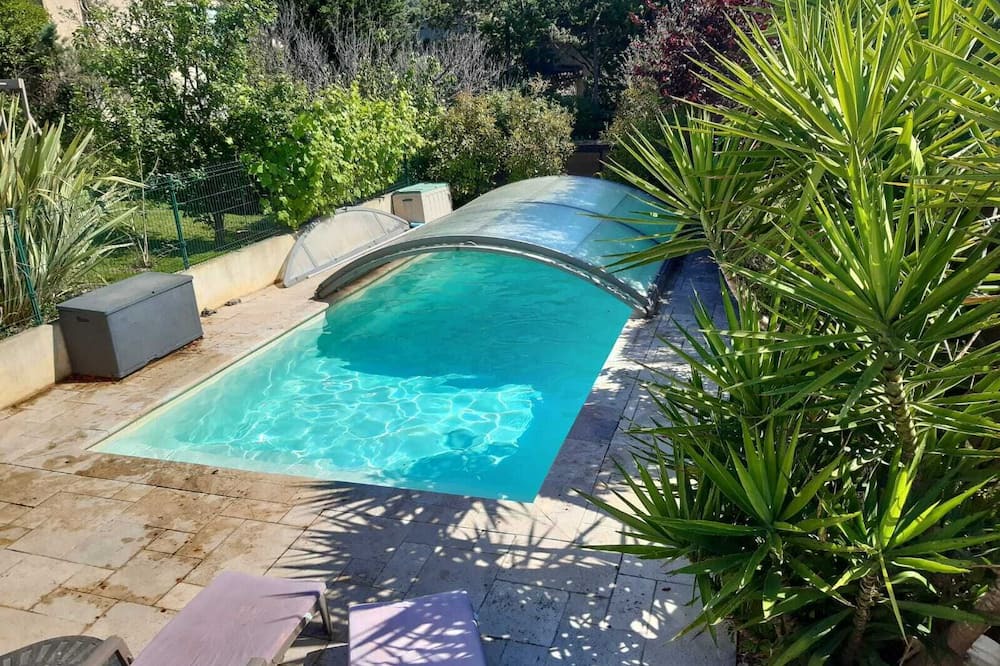 Photo of Outdoor in Eguilles