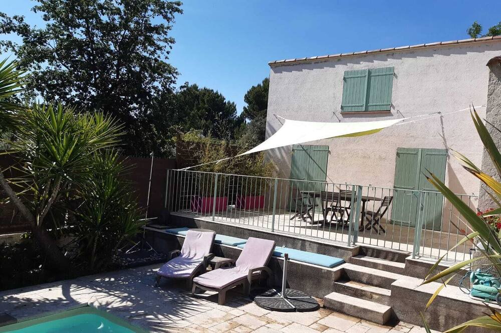 Photo of Outdoor in Eguilles