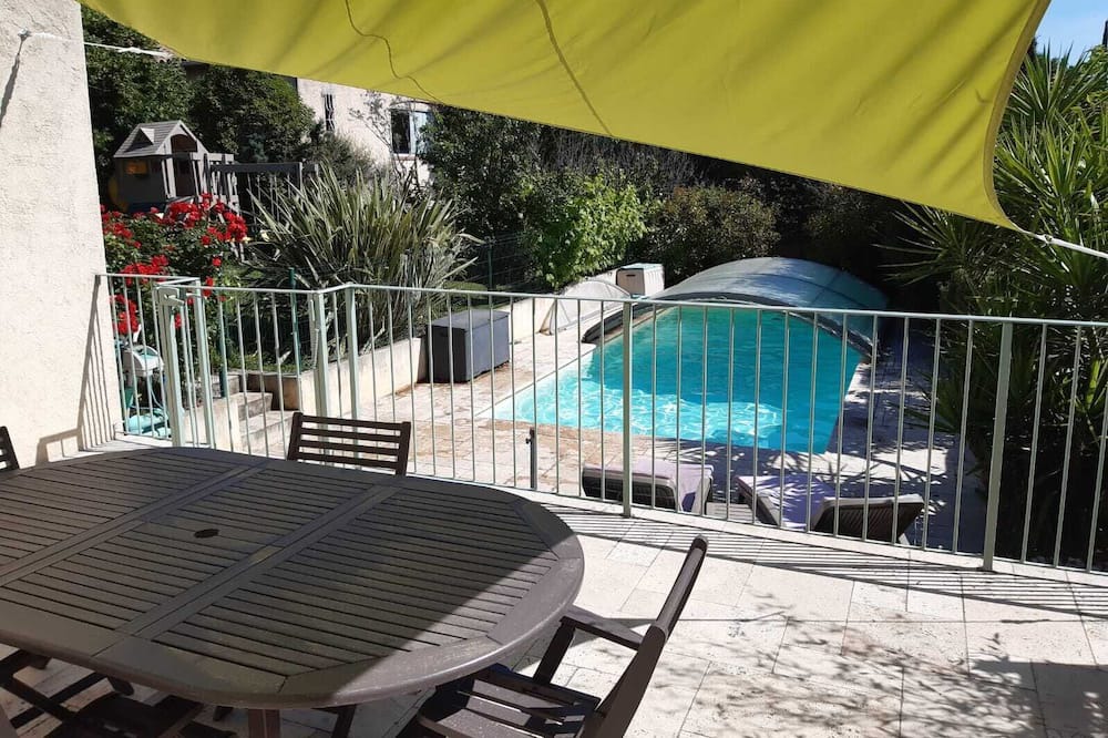 Photo of Patio Balcony in Eguilles