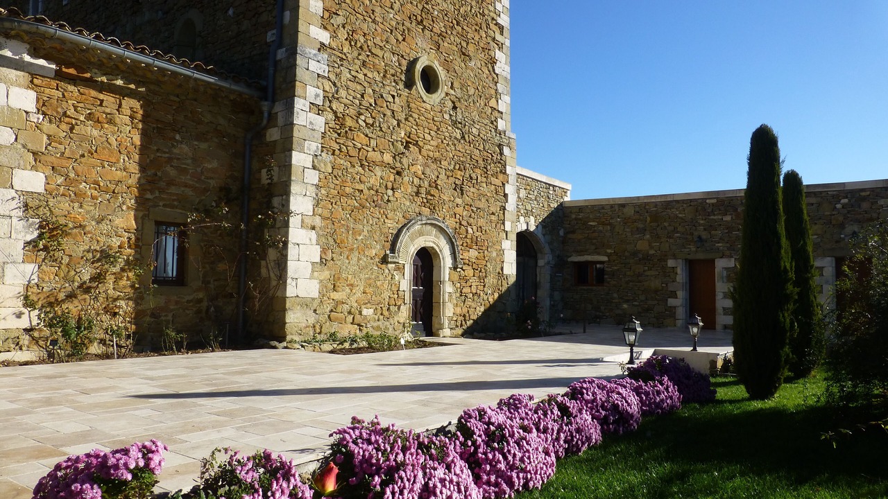 Photo of Outdoor in Simiane-la-Rotonde