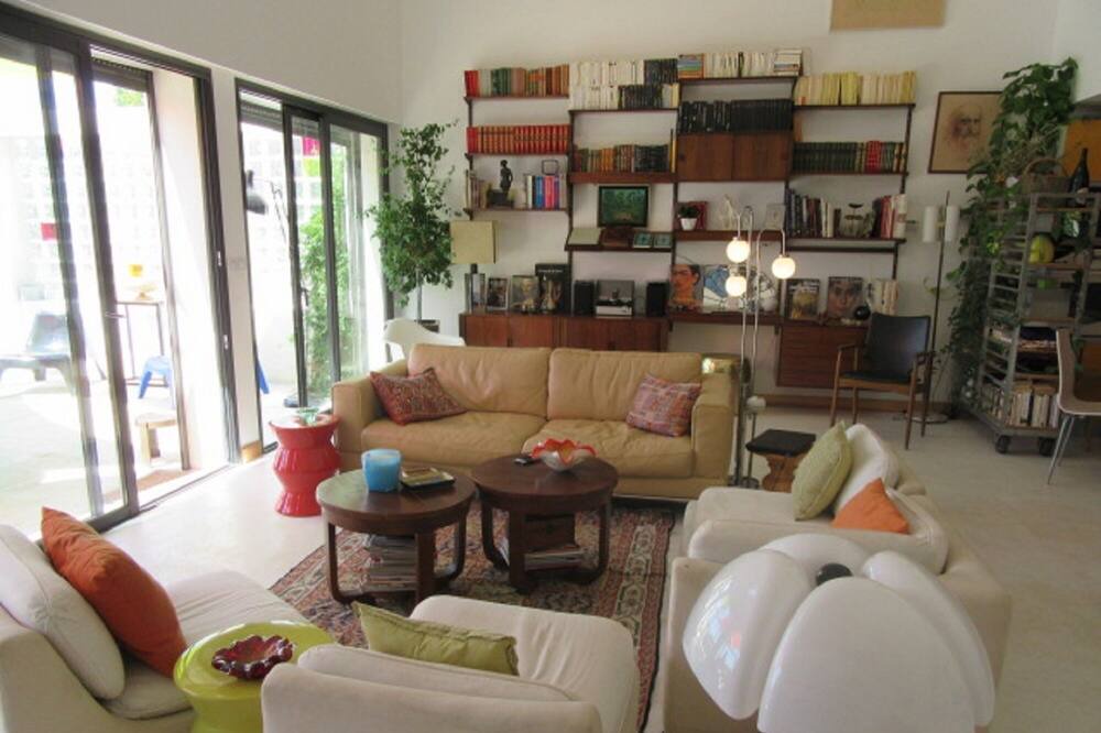 Photo of Livingroom in Venasque