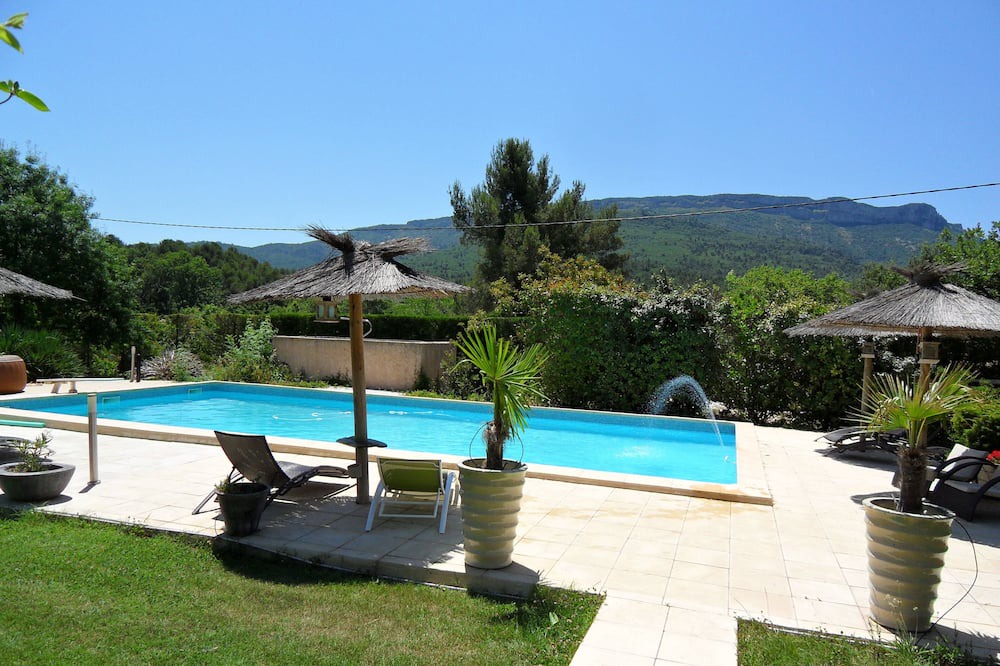 Photo of Outdoor in Pourcieux