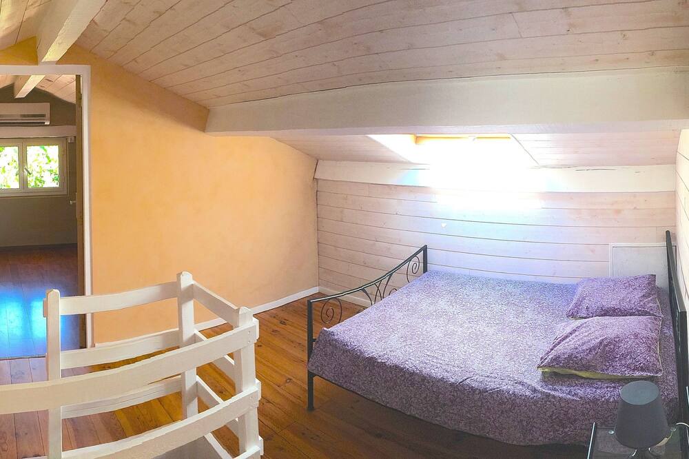Photo of Bedroom in Correns