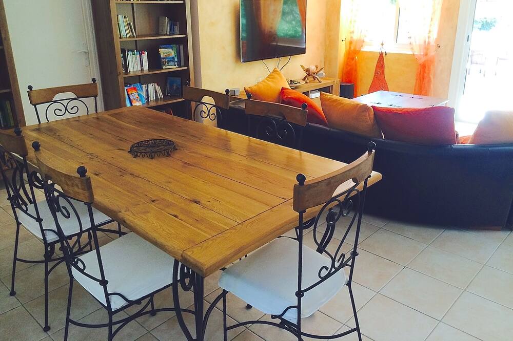 Photo of Kitchen in Correns
