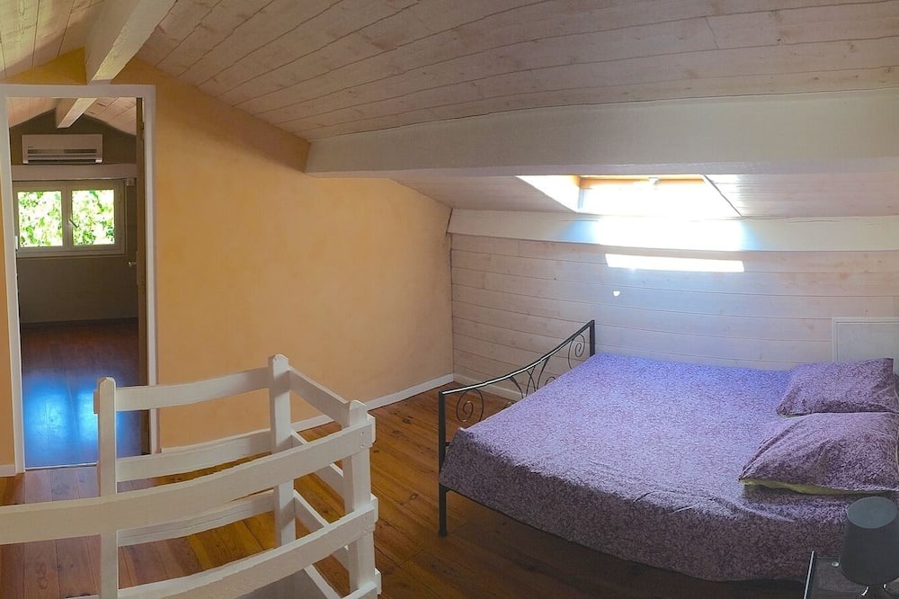 Photo of Bedroom in Correns