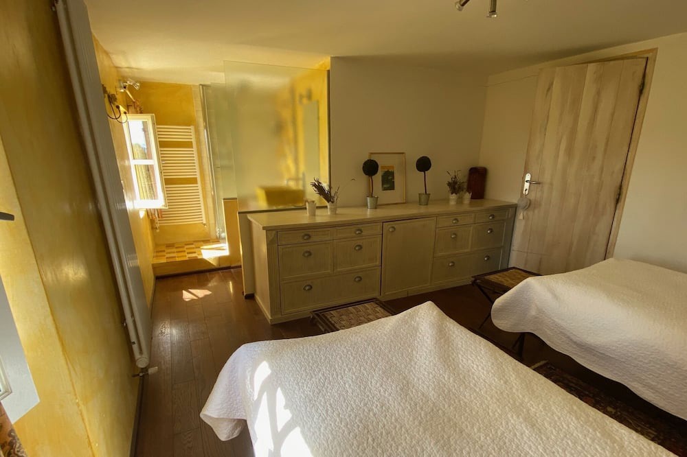 Photo of Bedroom in Simiane-la-Rotonde