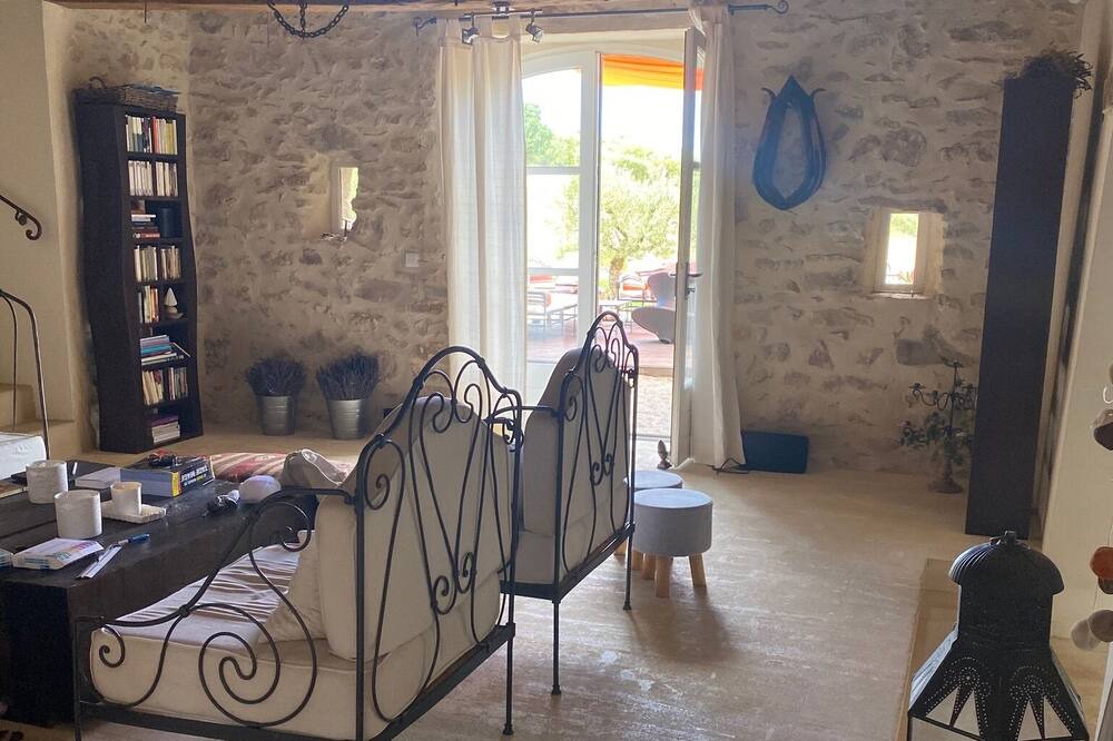 Photo of Others in Simiane-la-Rotonde