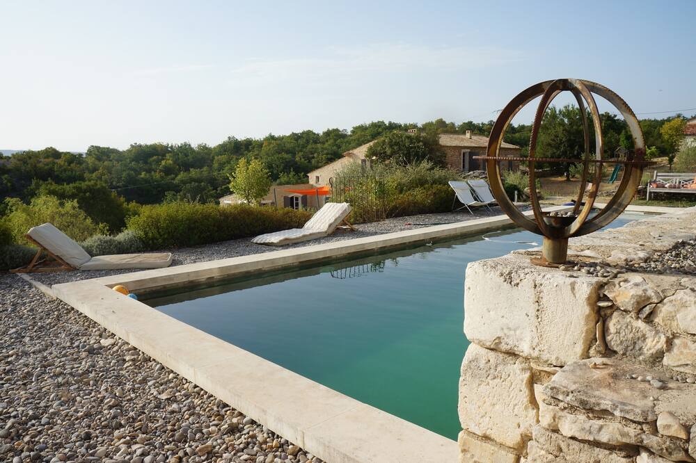 Photo of Outdoor in Simiane-la-Rotonde