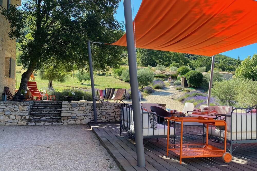 Photo of Patio Balcony in Simiane-la-Rotonde
