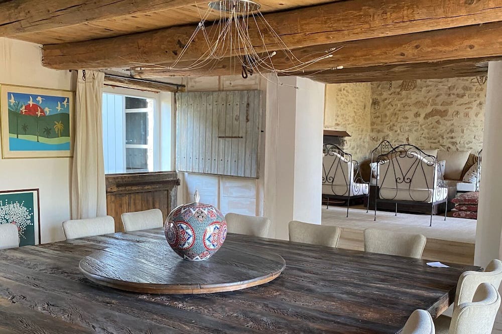 Photo of Kitchen in Simiane-la-Rotonde