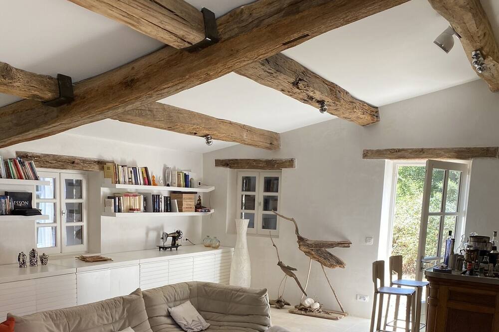 Photo of Livingroom in Simiane-la-Rotonde