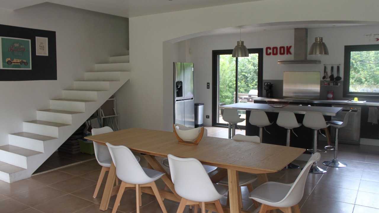 Photo of Kitchen in Entrechaux