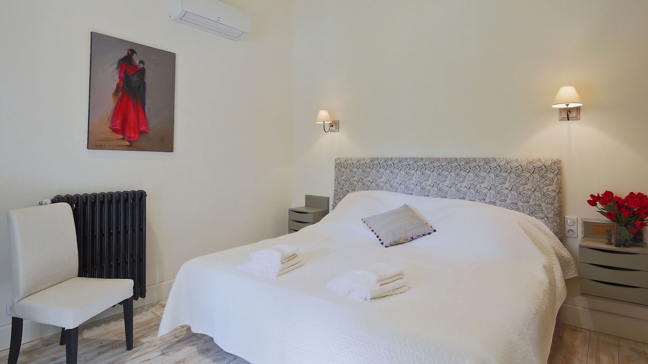 Photo of Bedroom in Cabannes