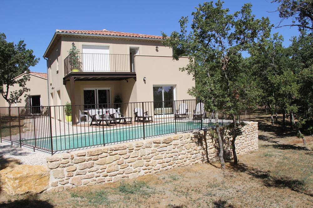 Photo of Outdoor in La Roque-sur-Pernes