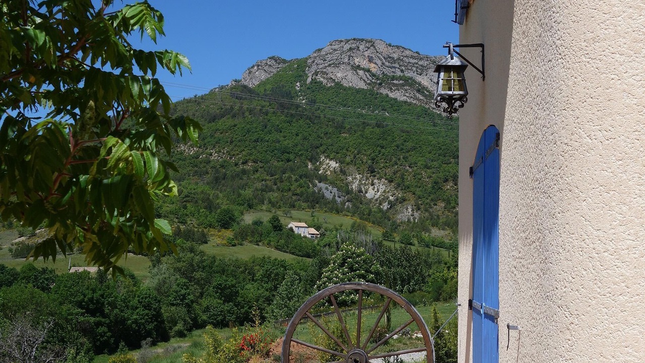 Photo of Outdoor in Entrepierres